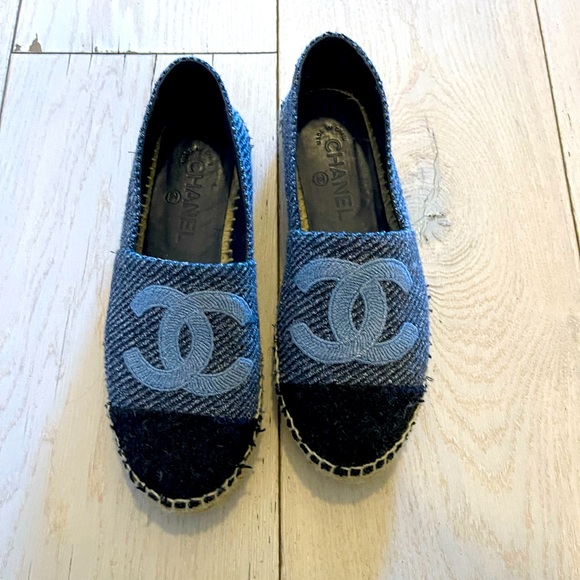 Chanel Espadrilles. Excellent conditon (like new) - Picture 2 of 5